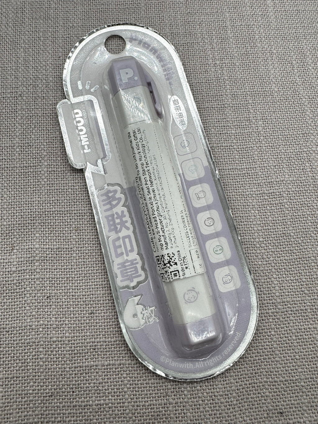 Das Stempelset in Verpackung. 