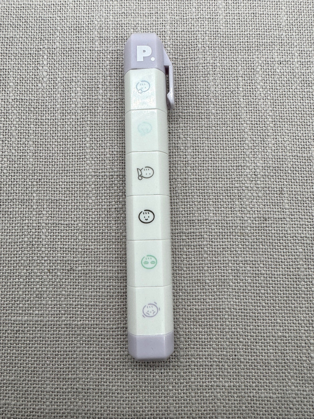 Zusammengesteckt sehen die Stempel aus wie ein Stift. 