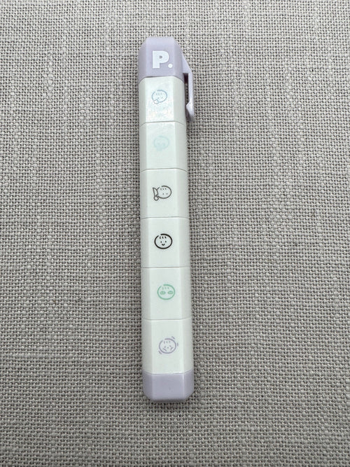 Zusammengesteckt sehen die Stempel aus wie ein Stift. 